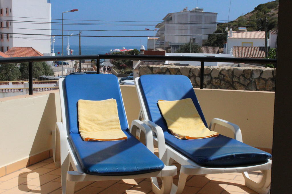 Filhas Do Mar Apartments Salema Habitación foto